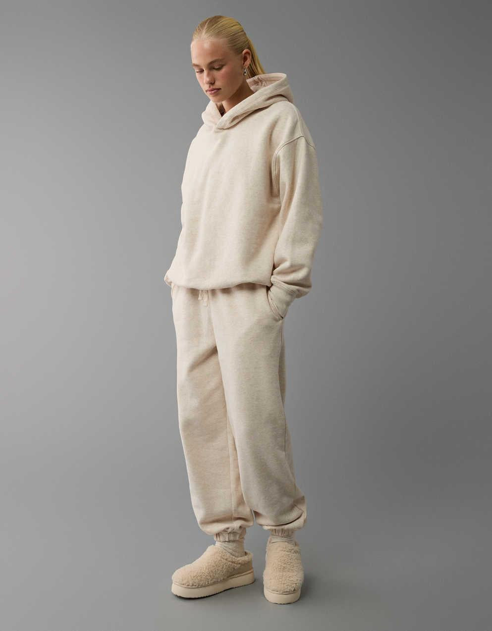 AE Classic Fit Everyday Luxe Hoodie