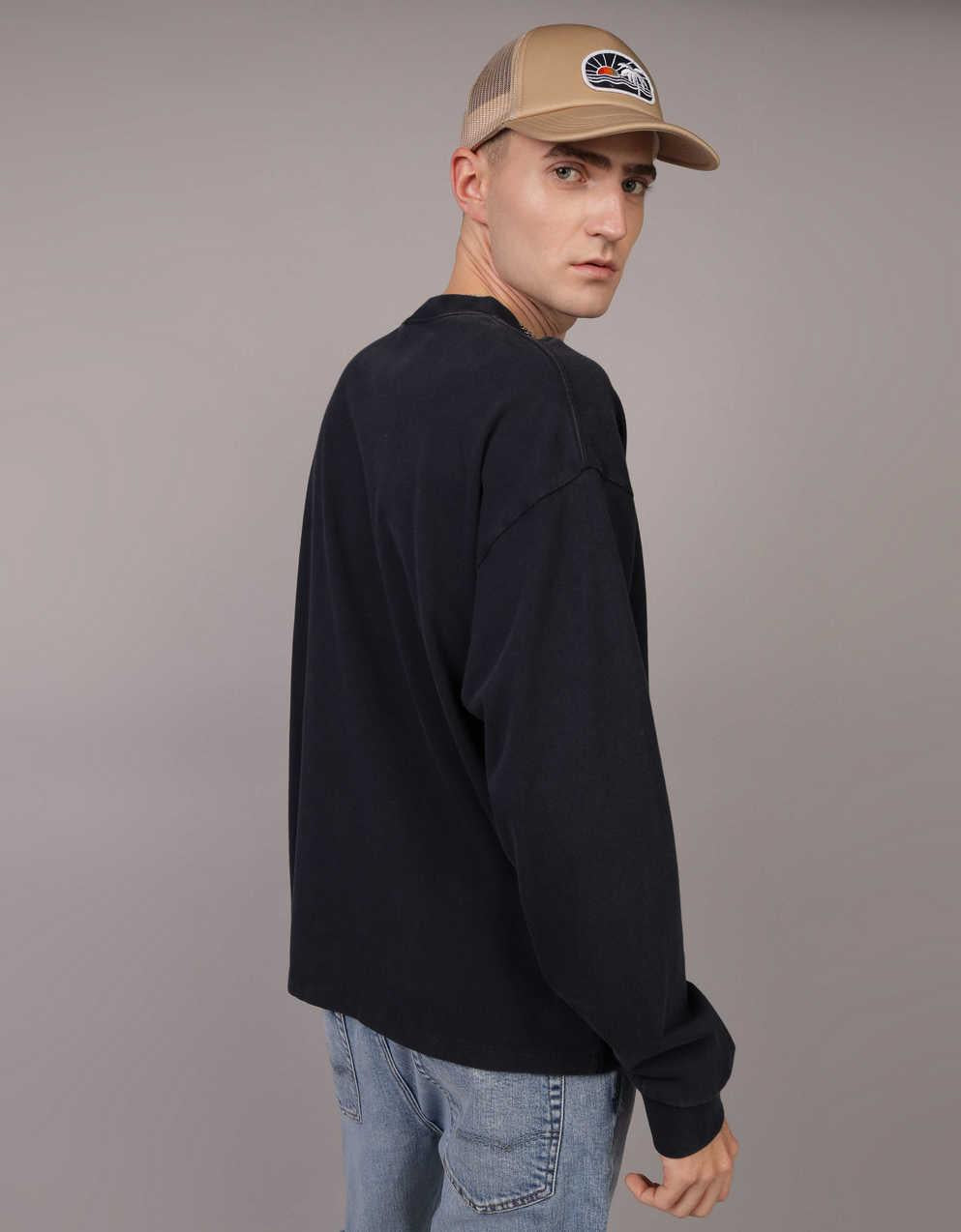 AE Oversized Long-Sleeve Heavyweight Pocket T-Shirt