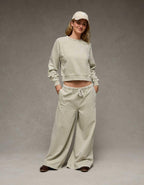 AE Everyday Luxe Wide-Leg Sweatpant