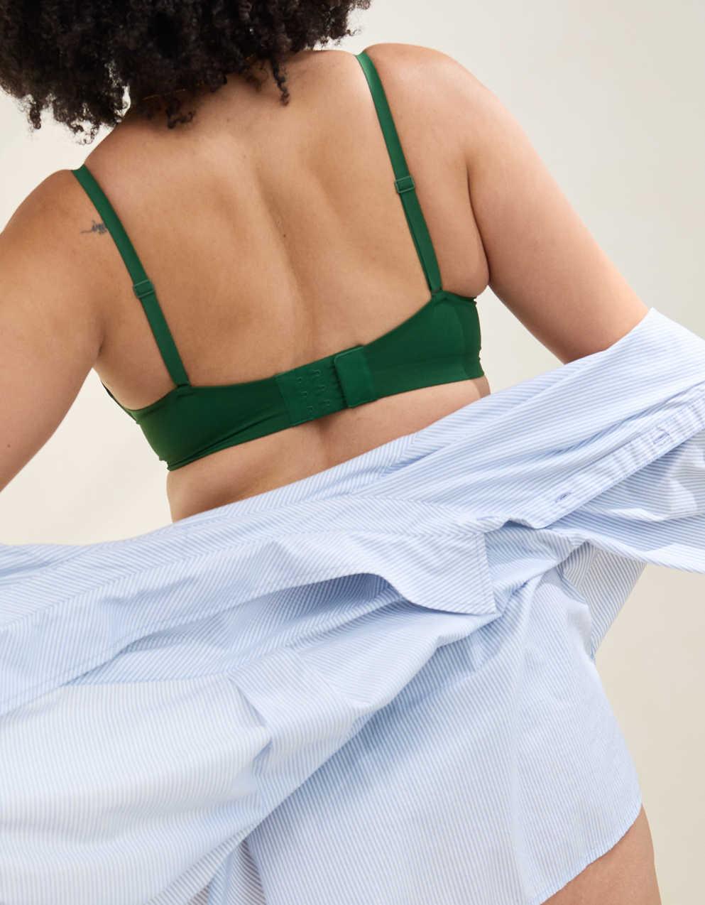 SMOOTHEZ Seamless Demi Lightly Lined Bra