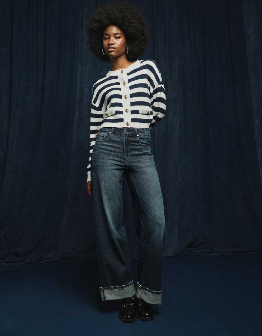 AE Dreamy Drape Stretch Super High-Waisted Baggy Wide-Leg Jean