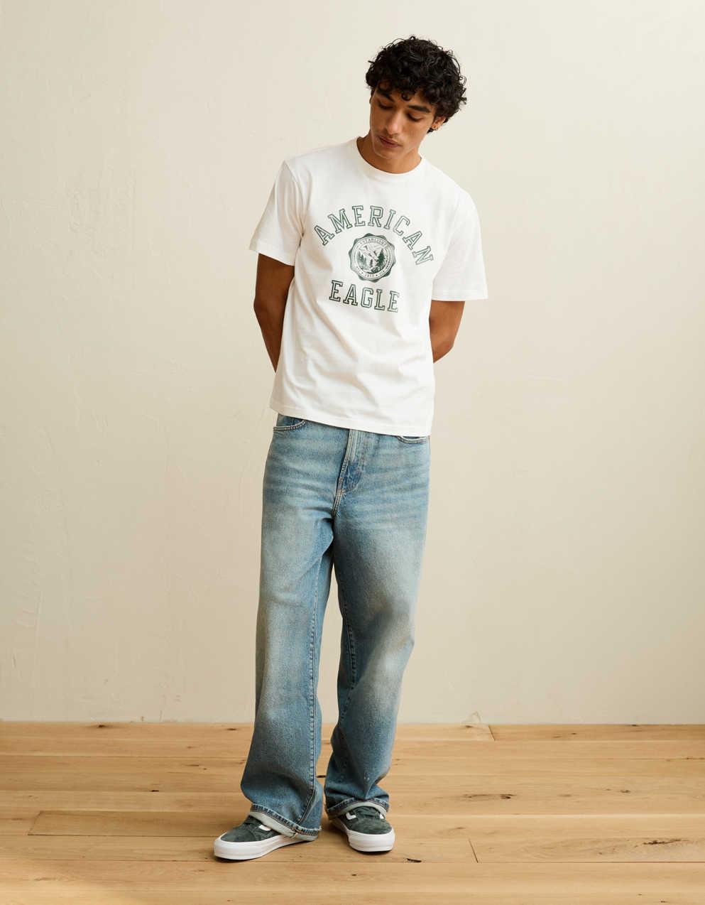 AE Standard Fit Graphic Logo T-Shirt