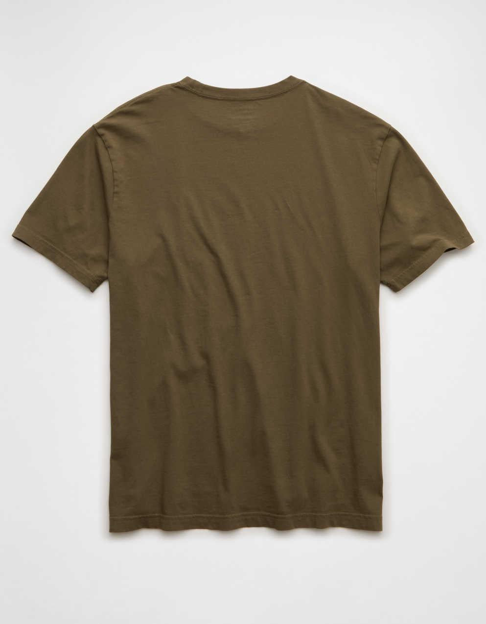 AE Standard Fit Logo Graphic T-Shirt