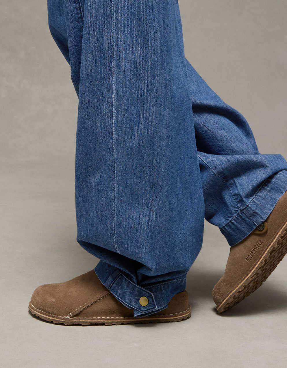 AE Baggy Wide-Leg Trouser