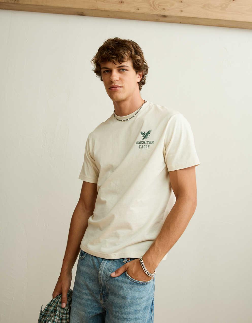 AE Standard Fit Graphic Logo T-Shirt