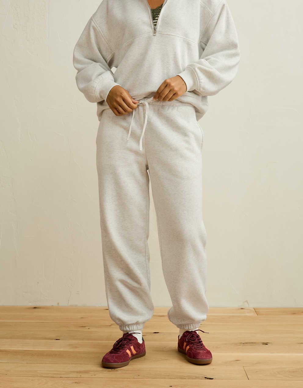 AE Everyday Luxe Low-Rise Baggy Jogger