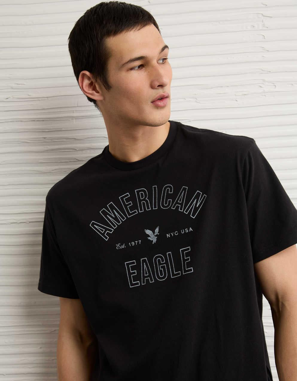 AE Standard Fit Lightweight Logo Graphic T-Shirt