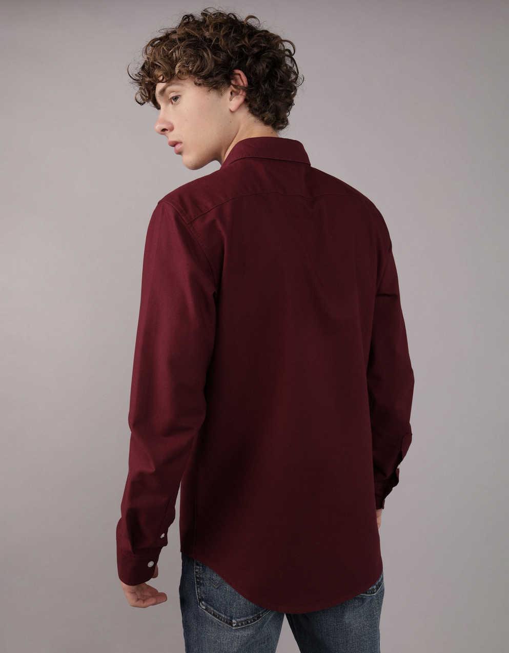 AE Everyday Slim Oxford Button-Up Shirt