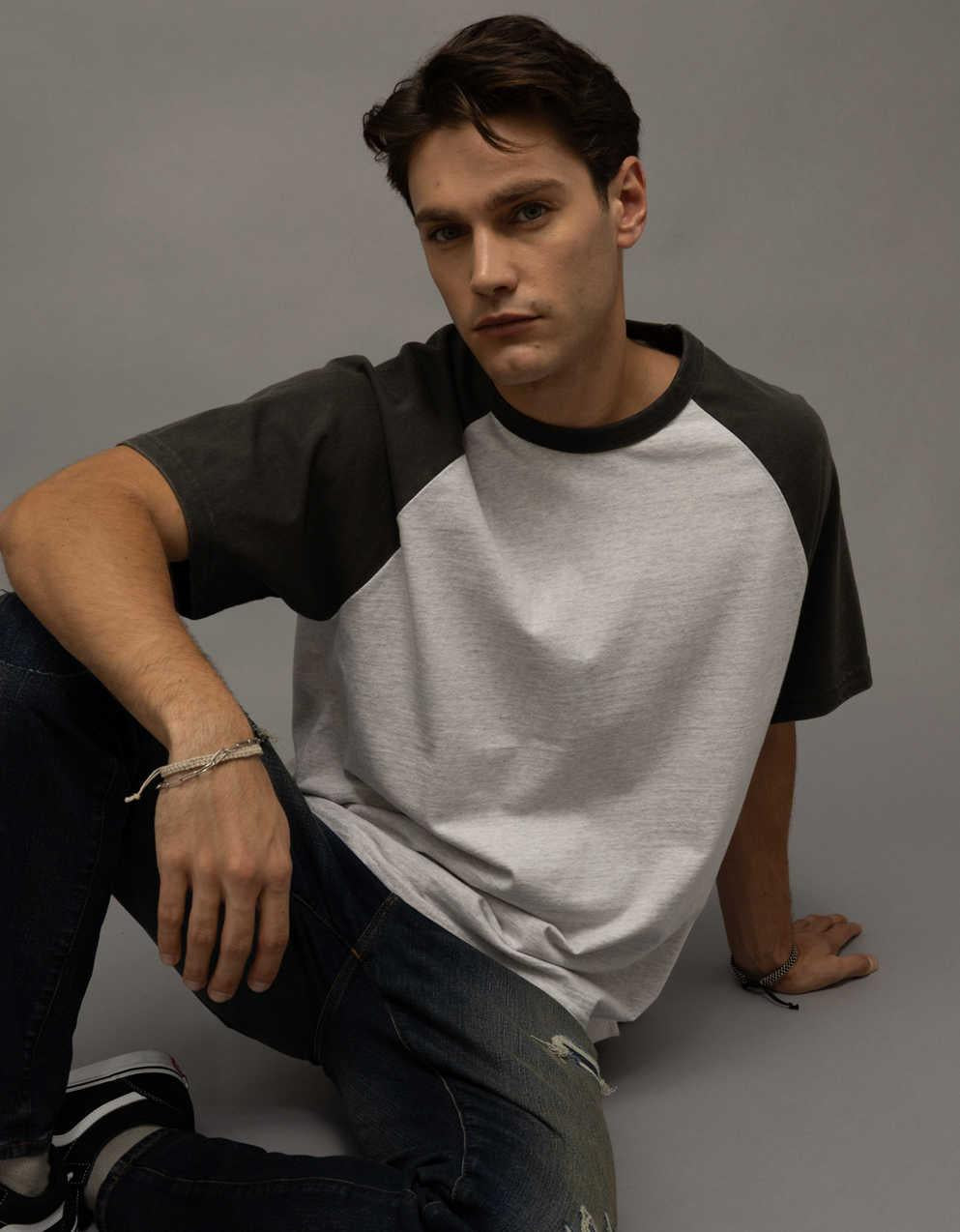 AE Relaxed Heavyweight Raglan T-Shirt