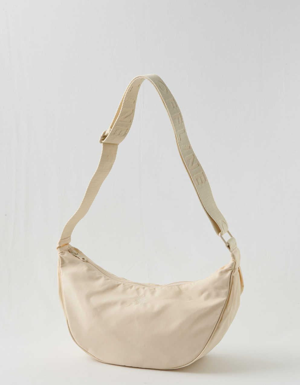 OFFLINE By Aerie Sporty Crescent Bag