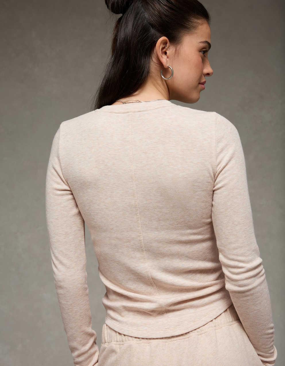 AE Long Sleeve Cozy Crew Neck T-Shirt