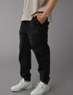 AE Flex Trekker Jogger