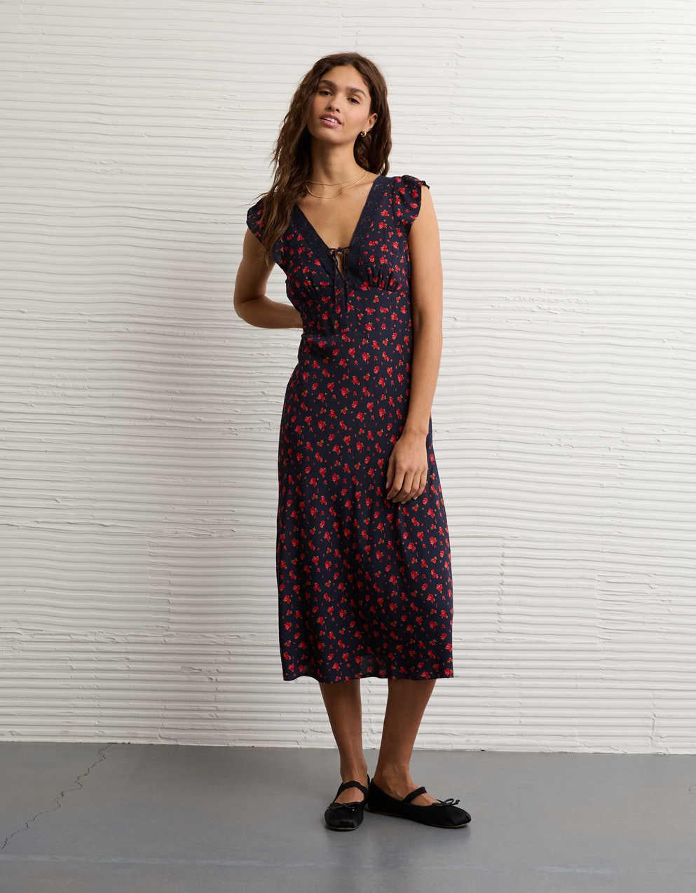 AE Short Sleeve V-Neck Midi Dress