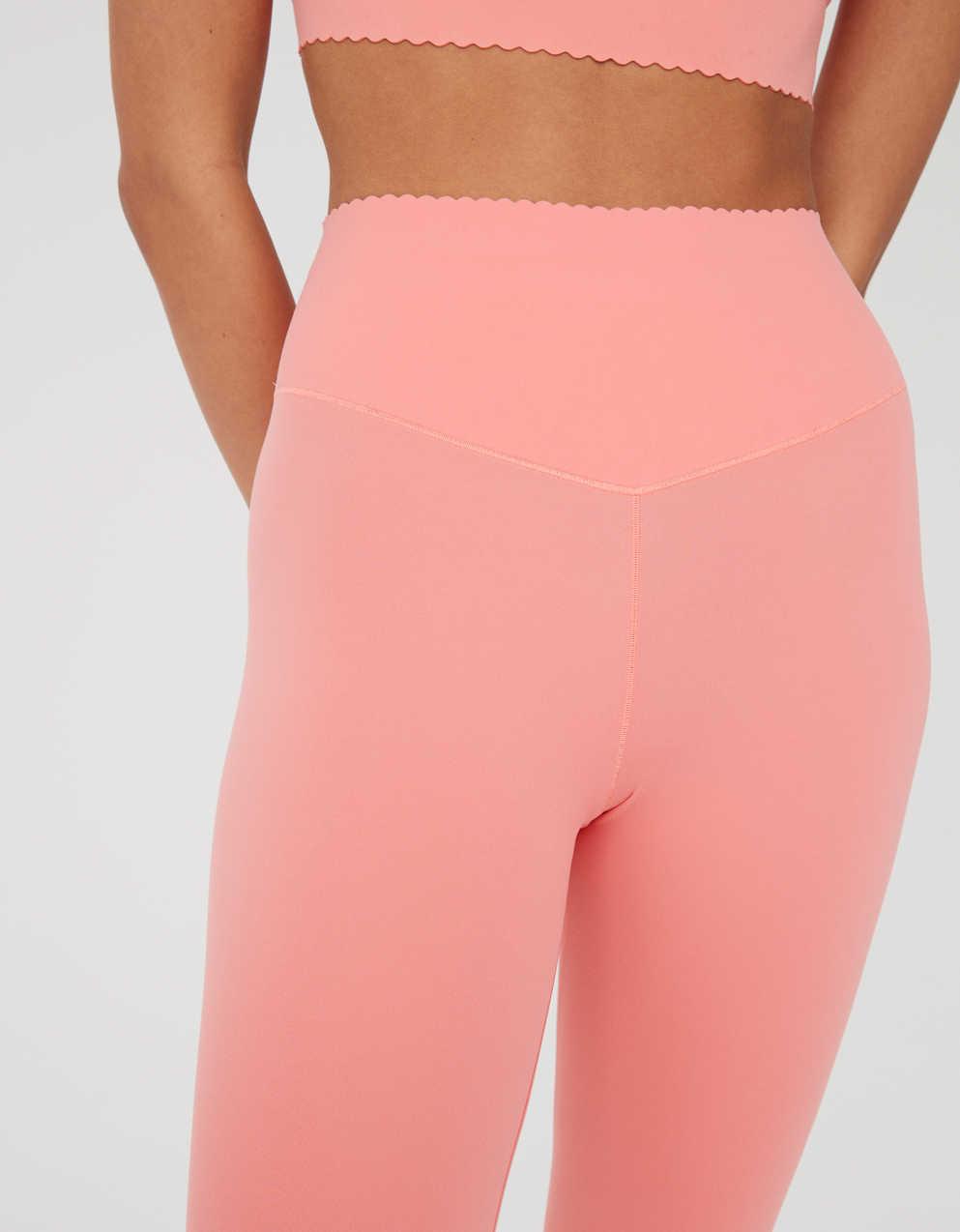 OFFLINE By Aerie Real Me XTRA Hold Up! Scallop Legging