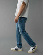 AE Slim Straight Jean