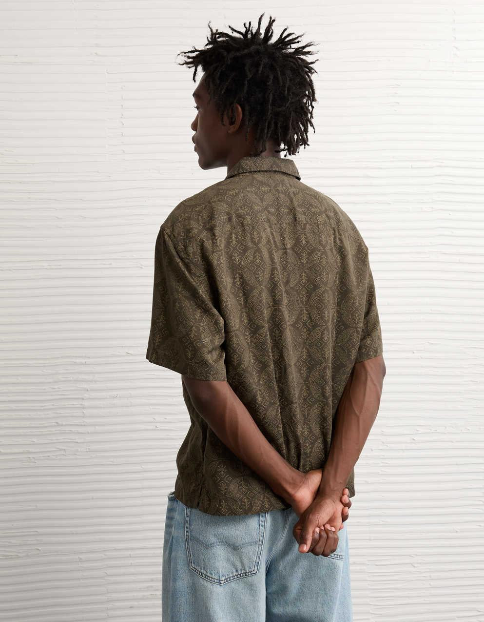 AE Relaxed Fit Short-Sleeve Camp Collar Shirt