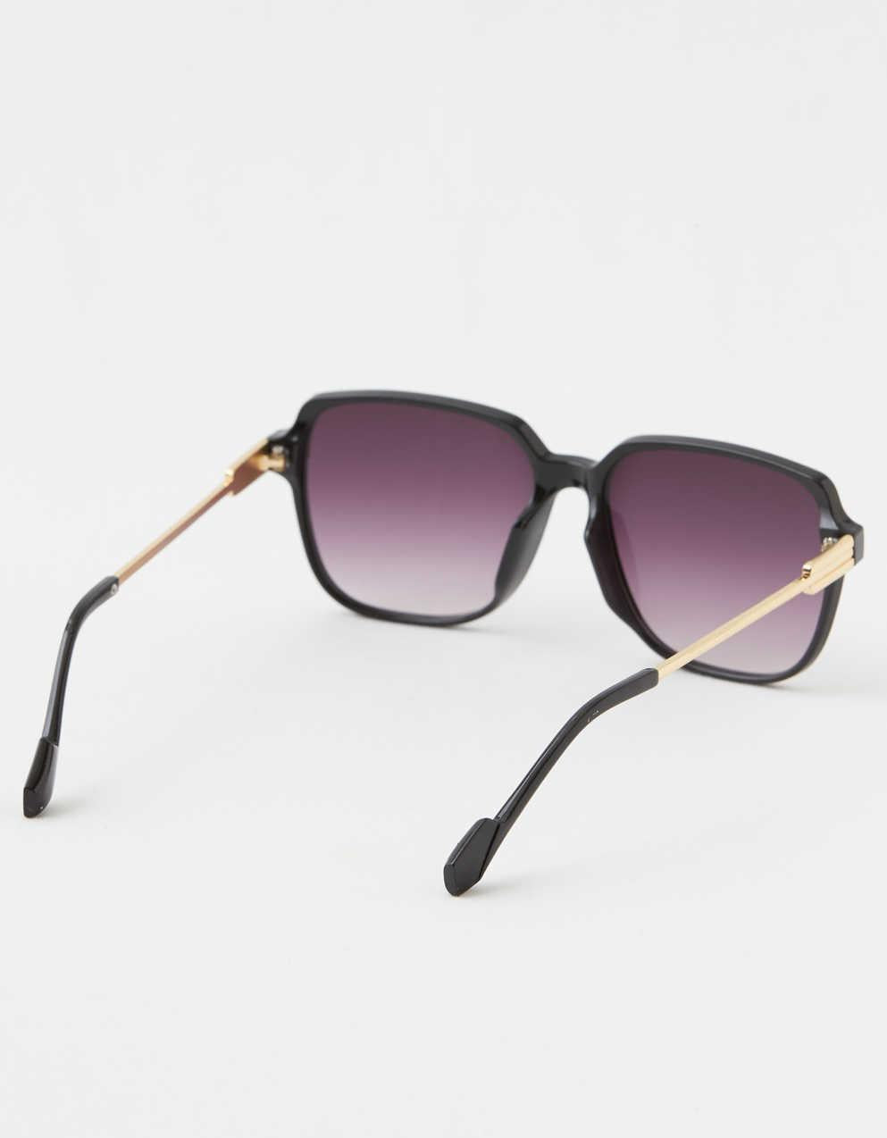 Aerie Oversized Vintage Sunglasses